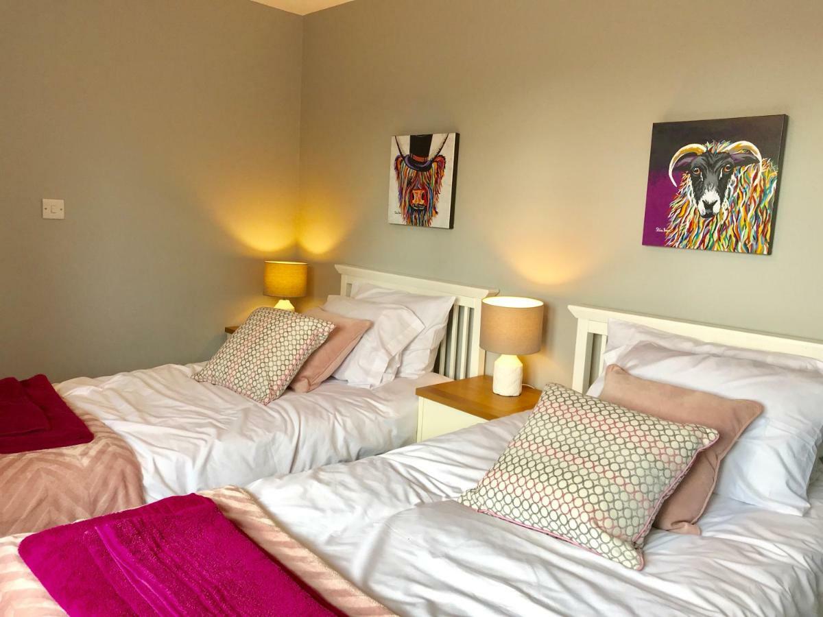 Hunters Lodge Exeter, Free Parking, Country Views, Great Wi-Fi, Large Garden Poltimore Екстериор снимка