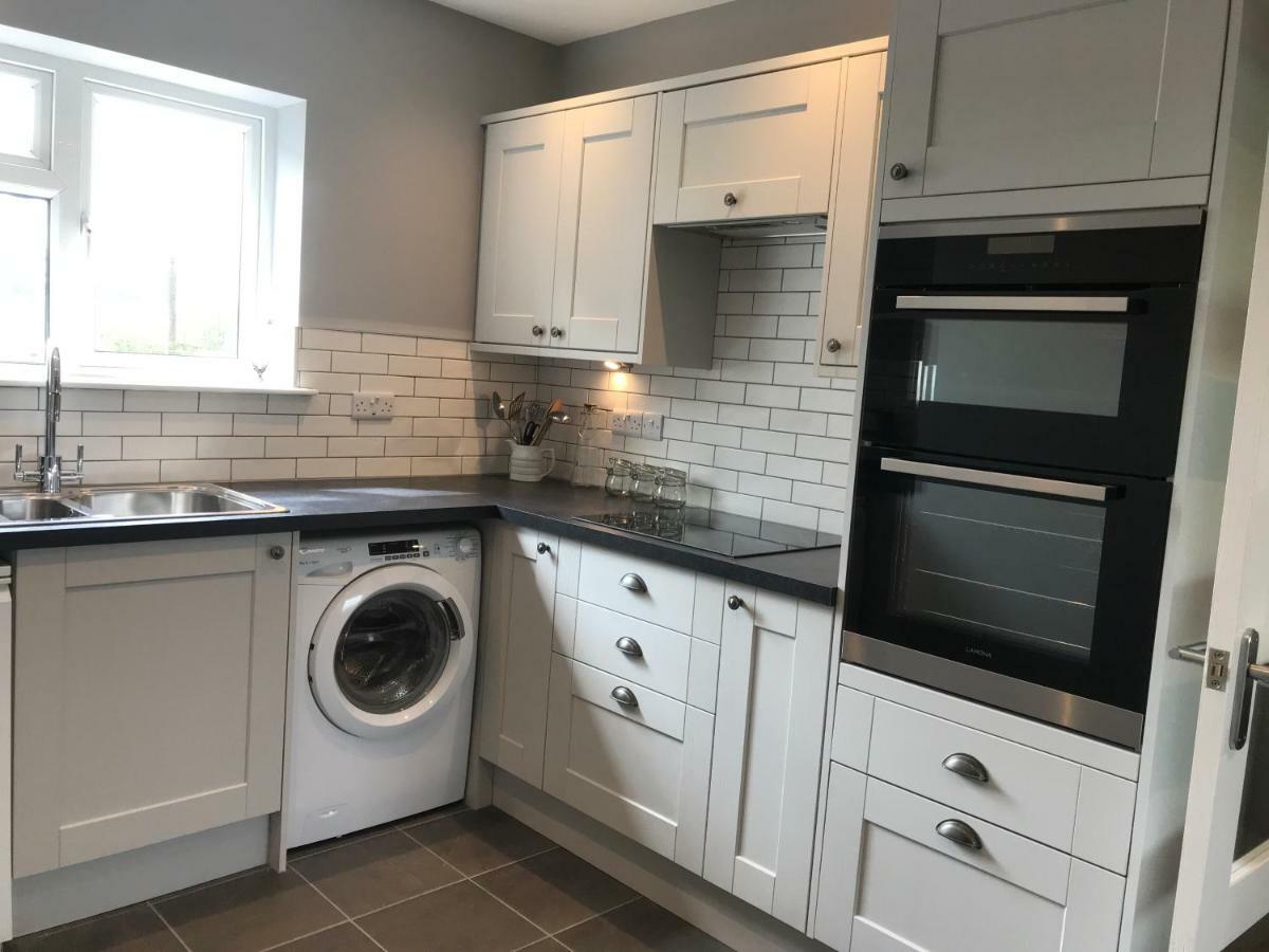 Hunters Lodge Exeter, Free Parking, Country Views, Great Wi-Fi, Large Garden Poltimore Екстериор снимка