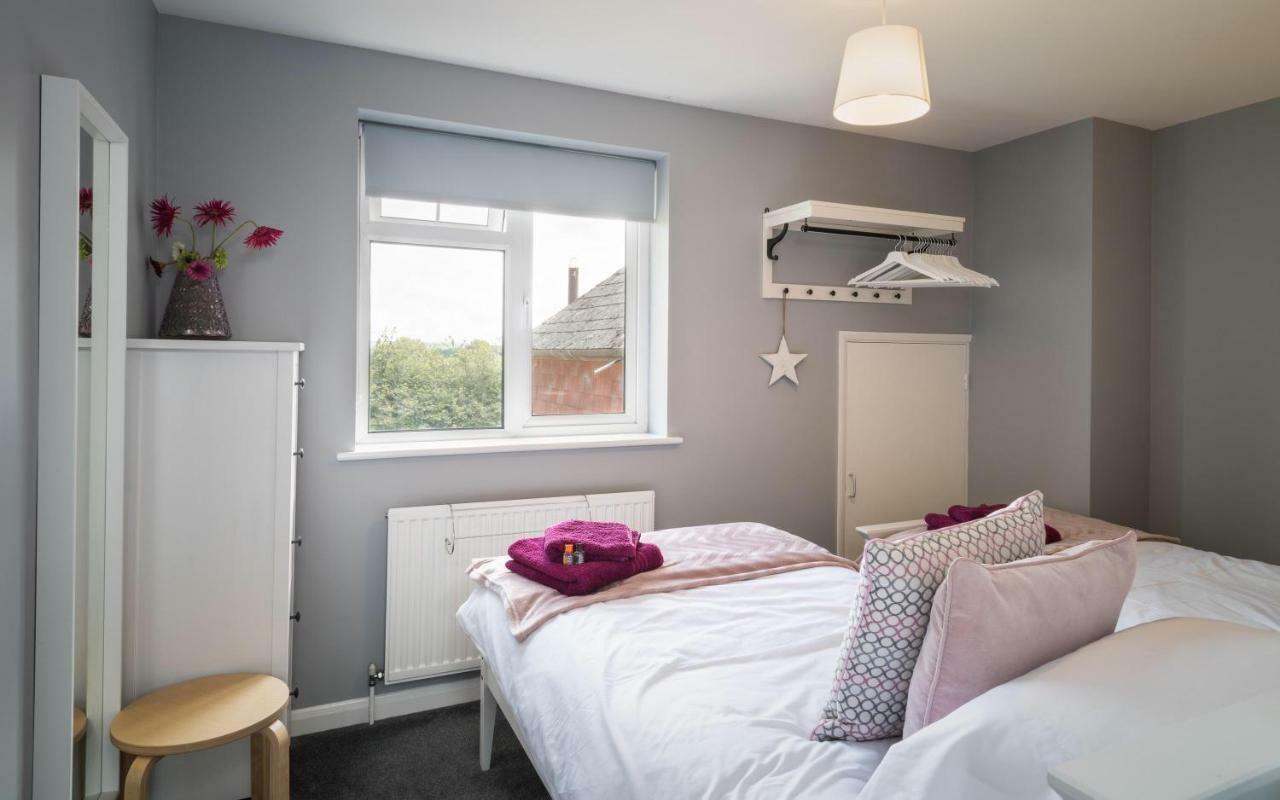Hunters Lodge Exeter, Free Parking, Country Views, Great Wi-Fi, Large Garden Poltimore Екстериор снимка