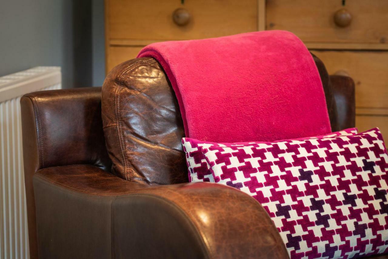 Hunters Lodge Exeter, Free Parking, Country Views, Great Wi-Fi, Large Garden Poltimore Екстериор снимка